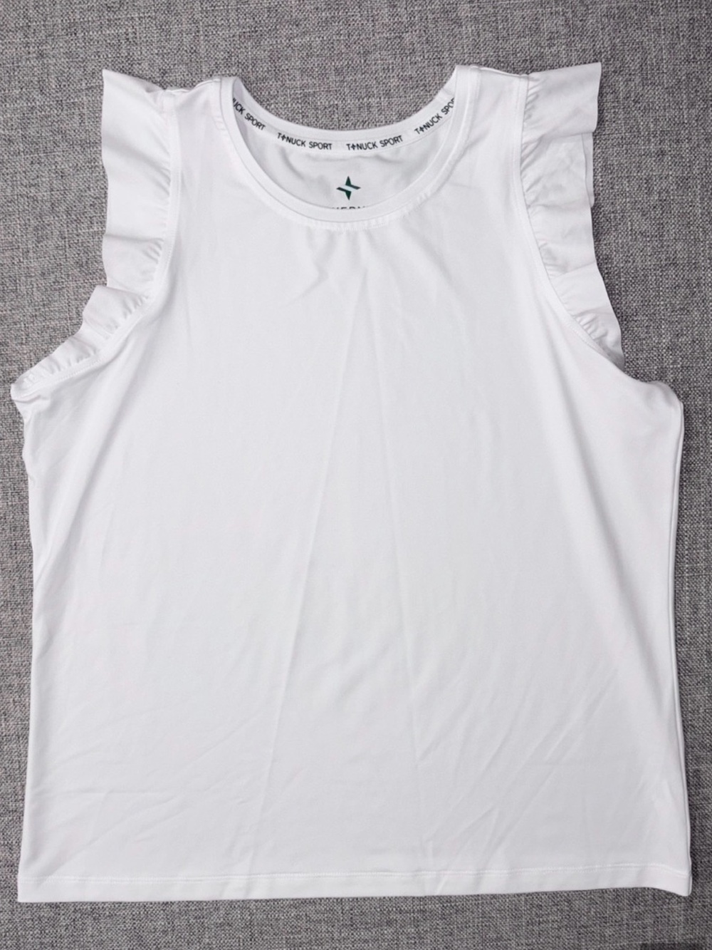 TUCKERNUCK Sport White Ruffle Performance Tank Top Tennis Golf NWT Small - Picture 4 of 17